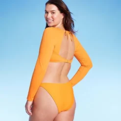 Women's Cropped Open Back Rashguard - Wild Fable™ -Wild Fable Store GUEST fcd2c72e ff09 4c11 bfd7 d6e5ba93c64f